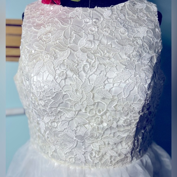 White Lace Mini Dress - Picture 4 of 4